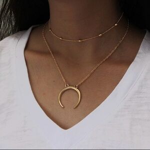 Moon Choker